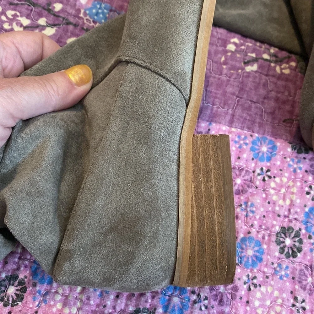 Mi.iM knee high grey boots